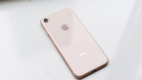 iPhone8手机开不了机一直显示白苹果现象怎么办？