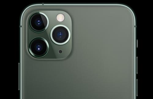 福州苹果外屏碎了怎么修_苹果iphone 11Pro Max手机摄像头进灰