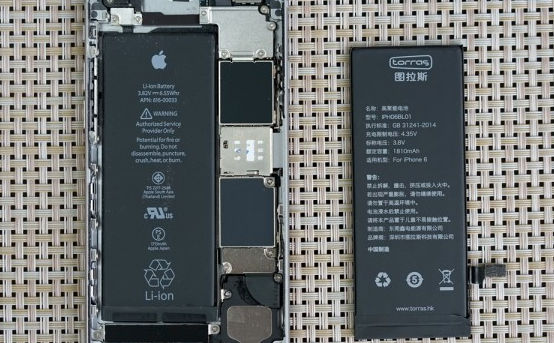 iPhone手机换电池维修教程