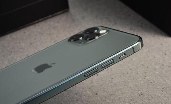 柳州苹果X换屏幕多少钱_新一代iPhone SE前瞻:支持5G 采用A15芯片