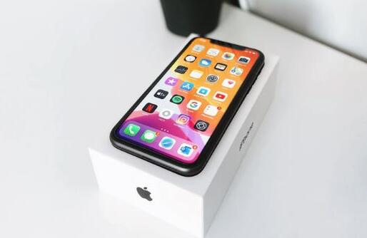 西安iphone换电池费用_iPhone重启和关机有什么不同